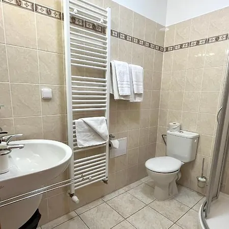 Karolina Hotel 3*
