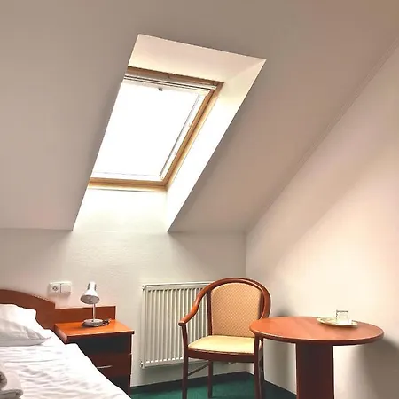 Karolina Hotel