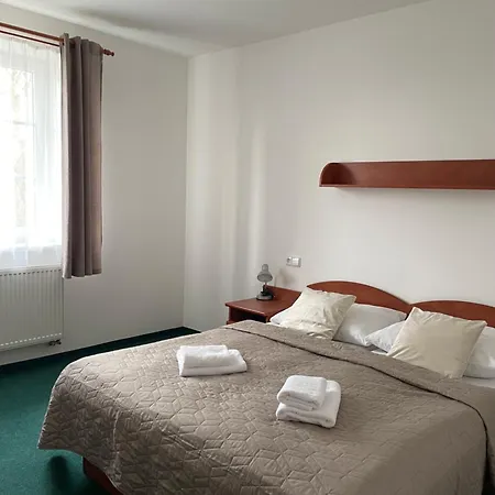 Karolina Hotel