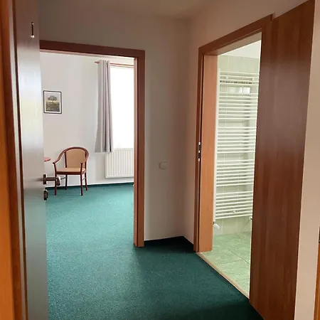 Otel Karolina