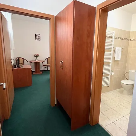 Hotel Karolina 3*