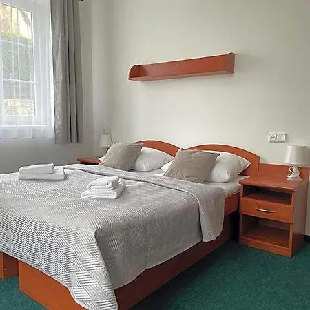 Hotel Karolina 3*