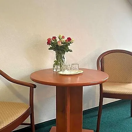 Karolina Hotel 3*