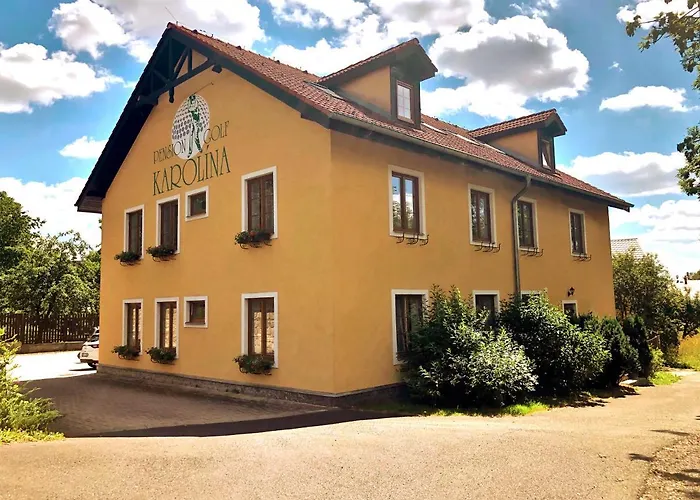 Ξενοδοχείο Karolina 3*